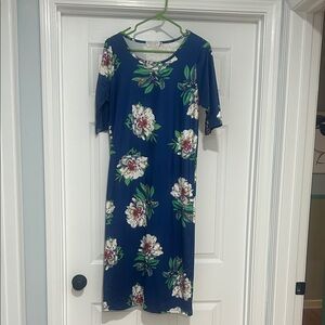 Navy Floral Midi Dress with Short Sleeves